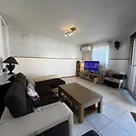 Maison De Moderne Et Pratique : Wifi, Clim, Parking Et Cour Privee *