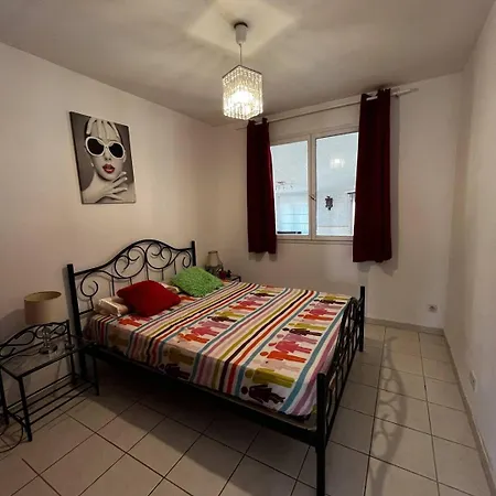 ヴィラ Maison De Moderne Et Pratique : Wifi, Clim, Parking Et Cour Privee *
