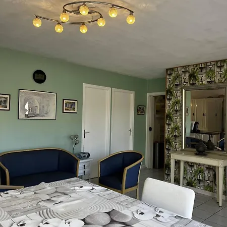 ヴィラ Maison De Moderne Et Pratique : Wifi, Clim, Parking Et Cour Privee